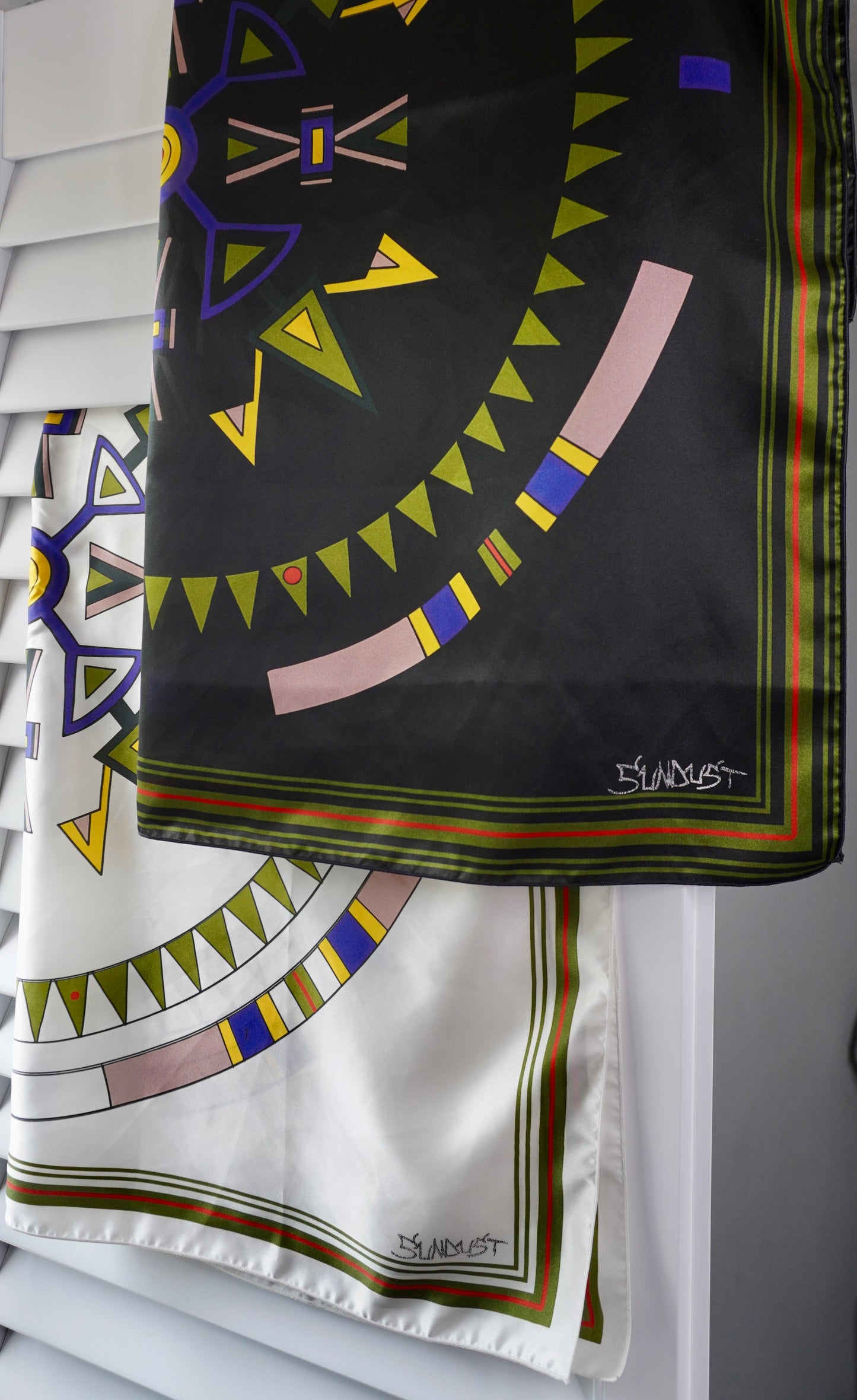 Mūsūtkwi-vi Nuka Silk Scarf